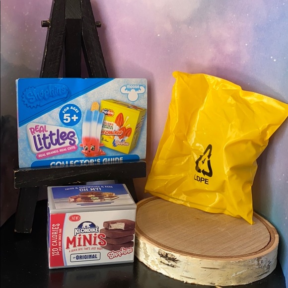 Shopkins - Picture 1 of 8